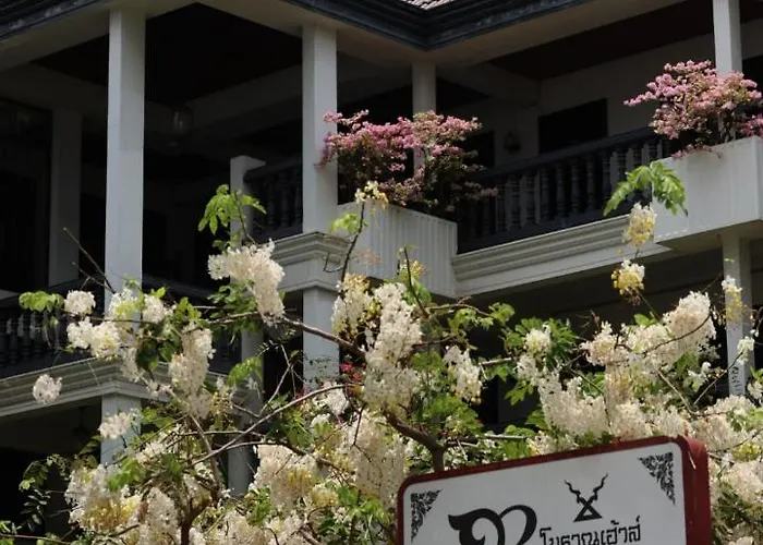 Hotel Borarn House 2*